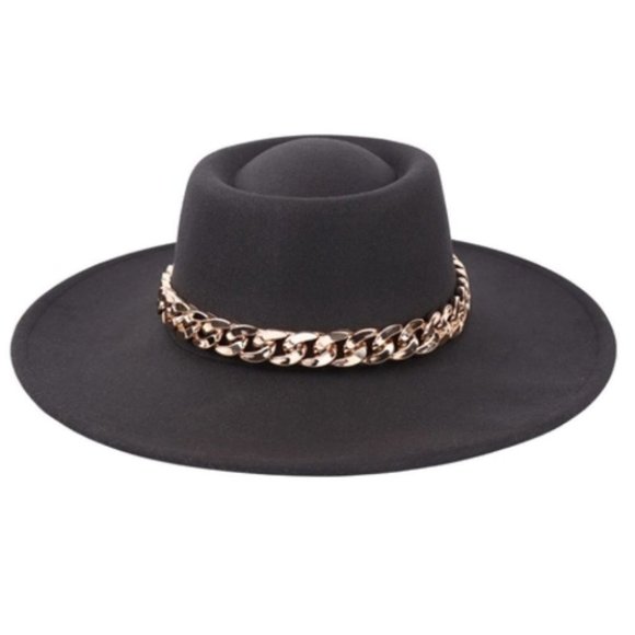 chain detailed Hat with adjustable darwstr main image 4